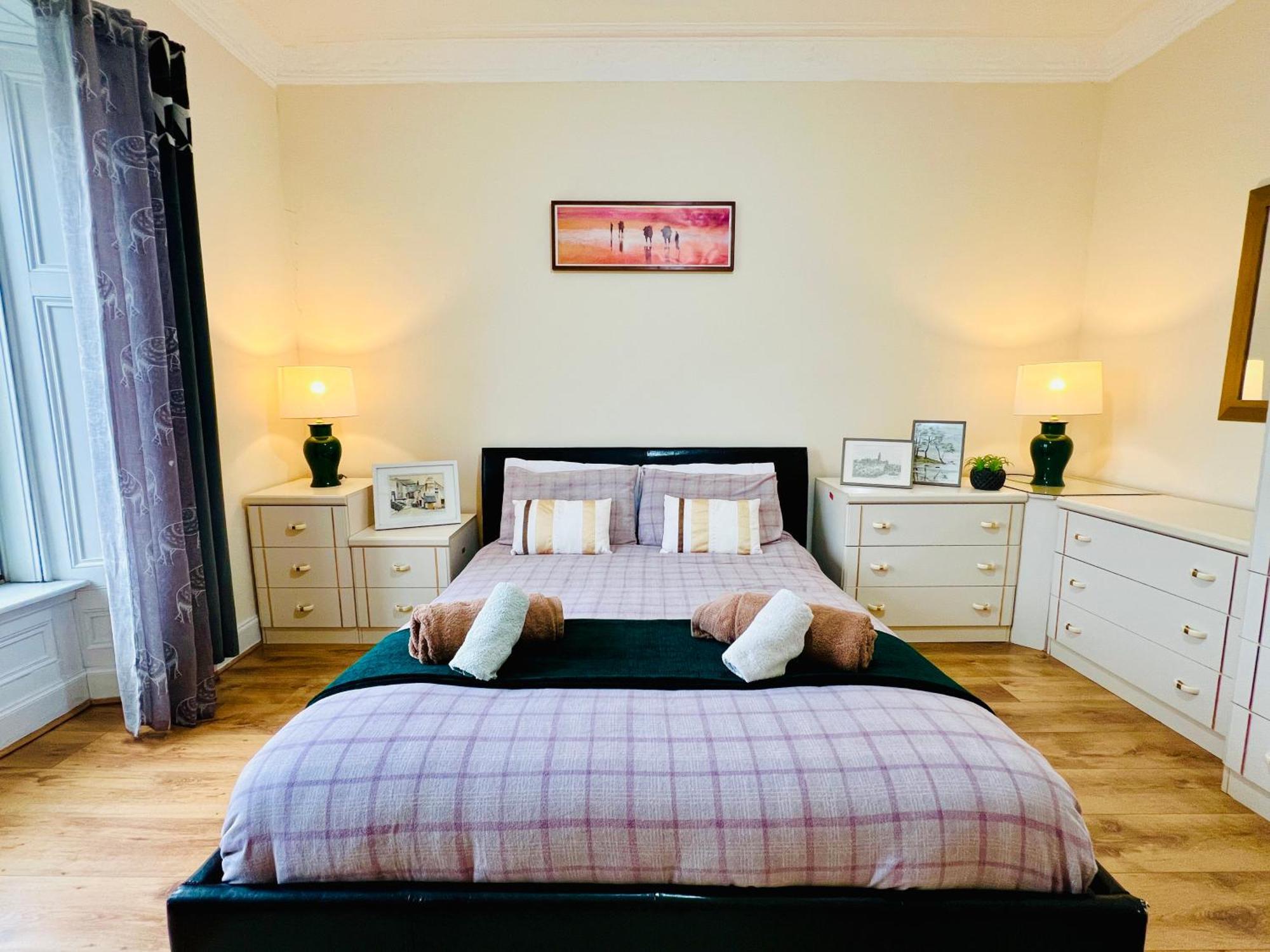 Apartment Cozy 2 Bed Just Minutes From Airport