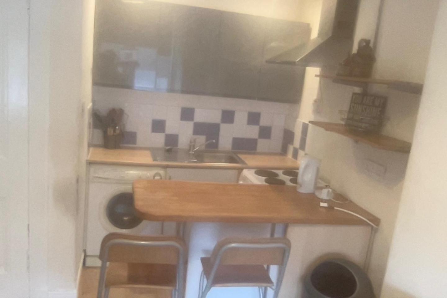 One Bedroom In Glasgow's West End