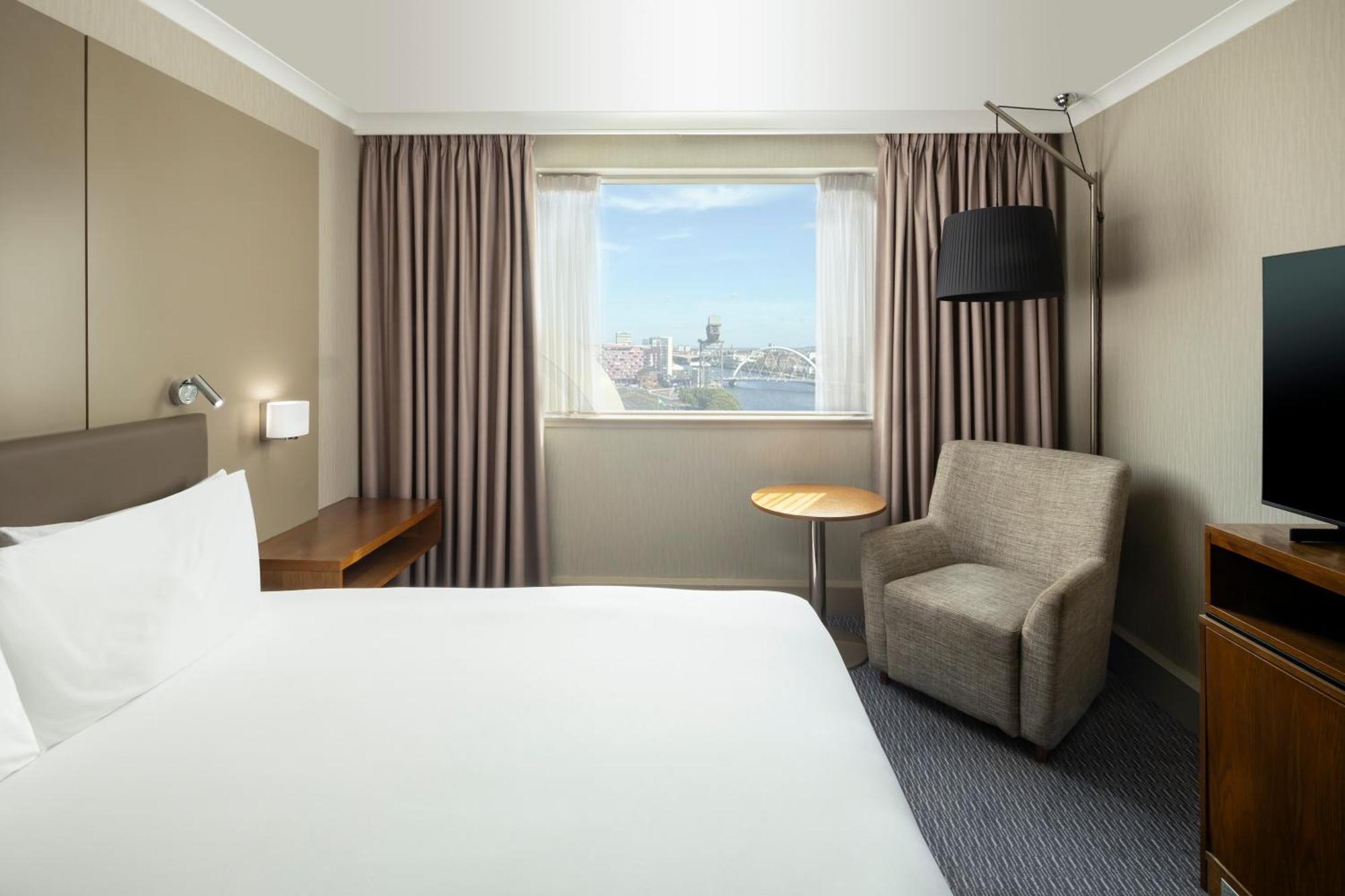 Crowne Plaza By Ihg Hotel