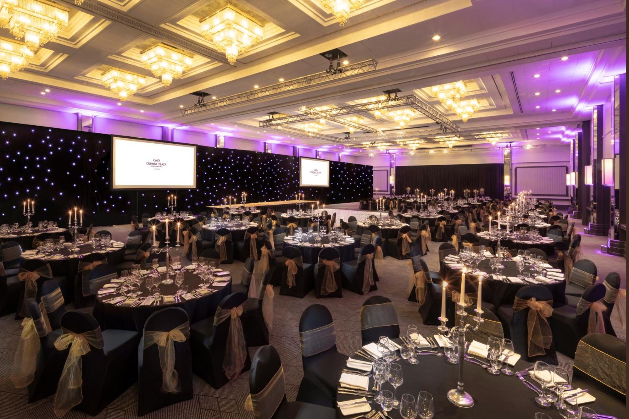 Crowne Plaza By Ihg 4*