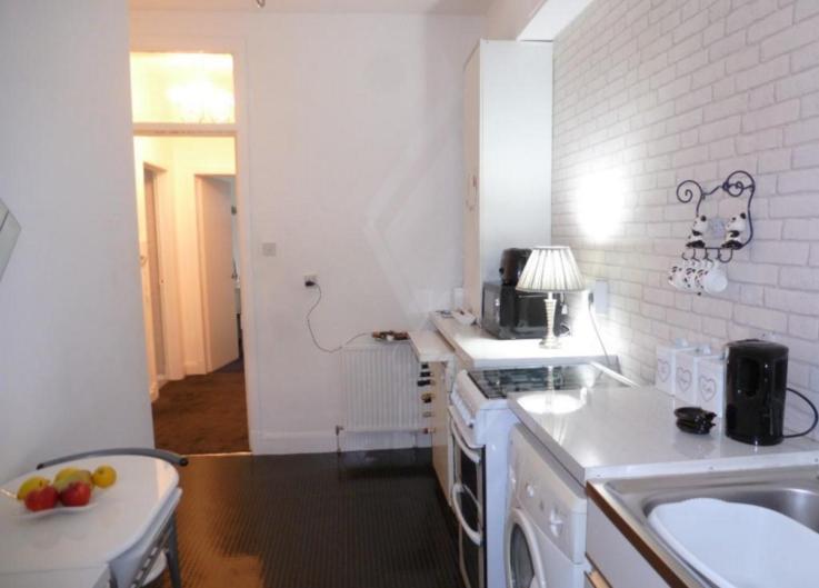 Private West End