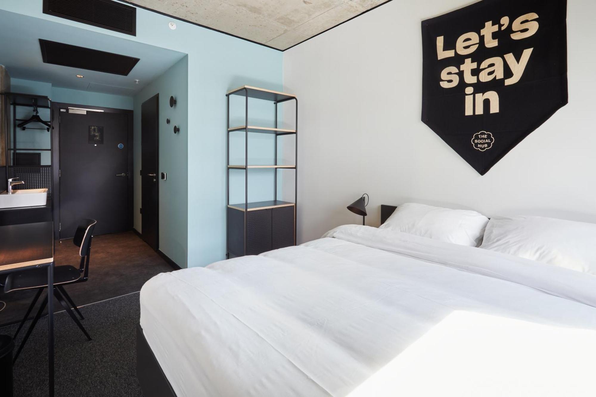 The Social Hub 4*