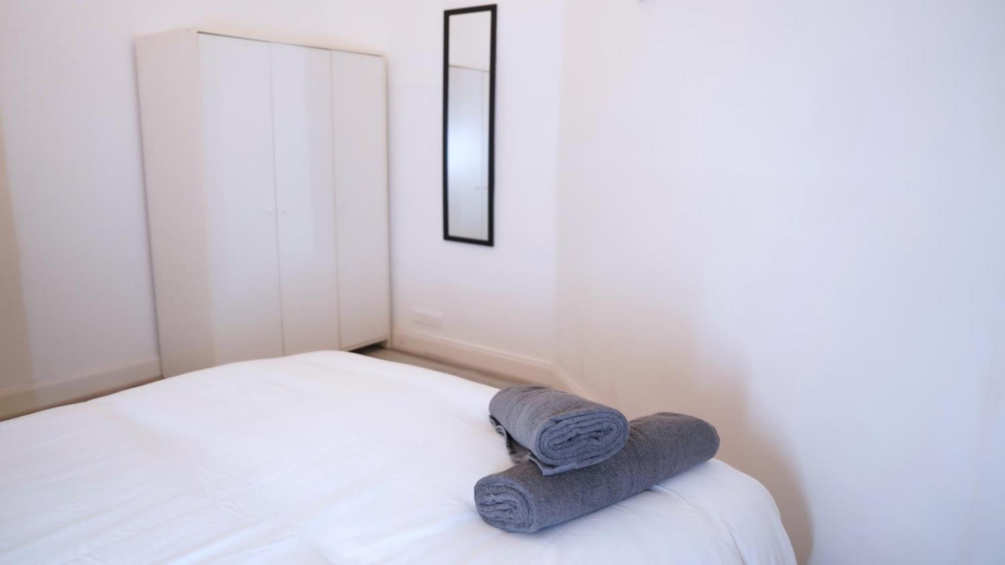 Recently Refurbished 2 Bedroom Apartment!