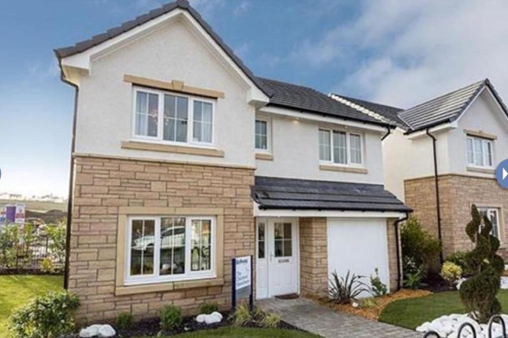 Entire 4 Bed Perfect Family In *