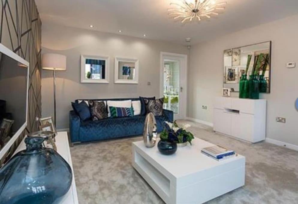 Entire 4 Bed Perfect Family In *