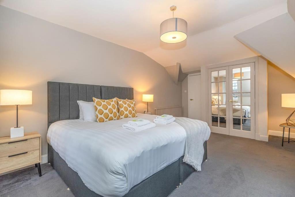 Bright And Duplex In Centre * Glasgow