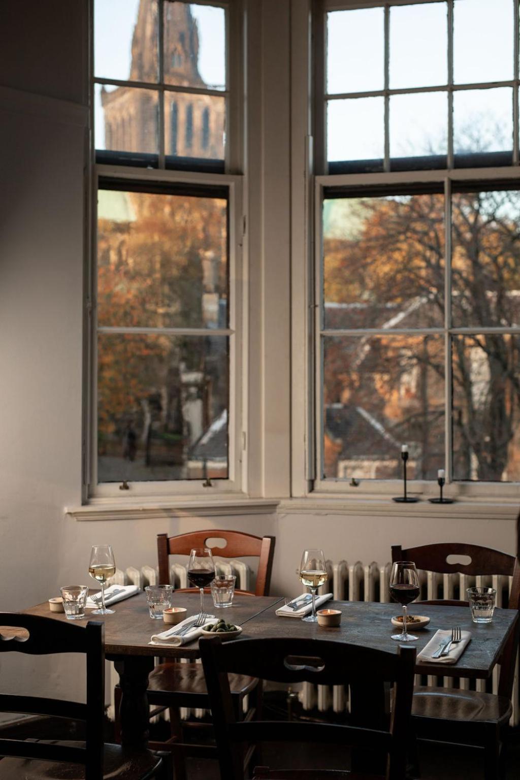 Hotel Celentano's Restaurant With Glasgow