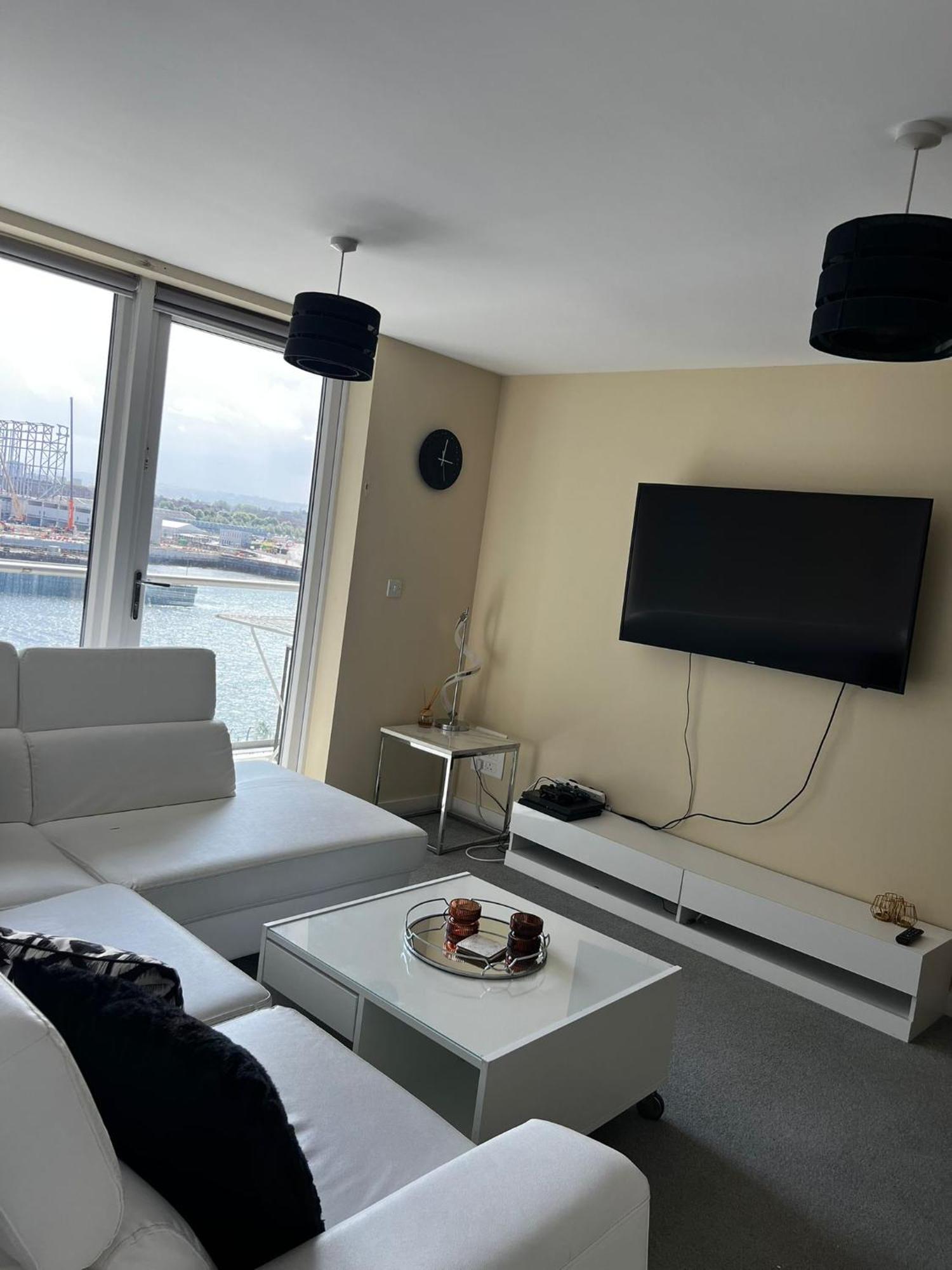 Harbour With River View Apartment *