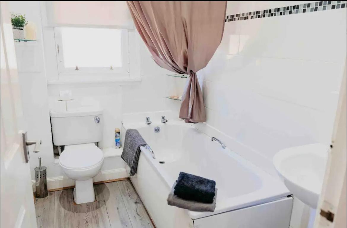 Apartment 1 Bedroom *