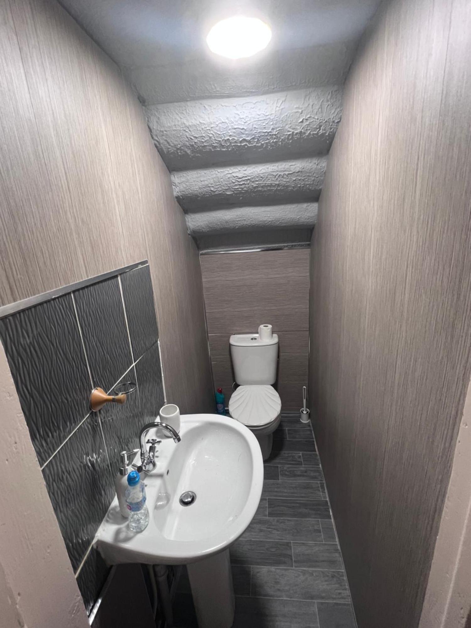 Holiday home Traditional 5 Bedroom House Free Parking Westend Glasgow