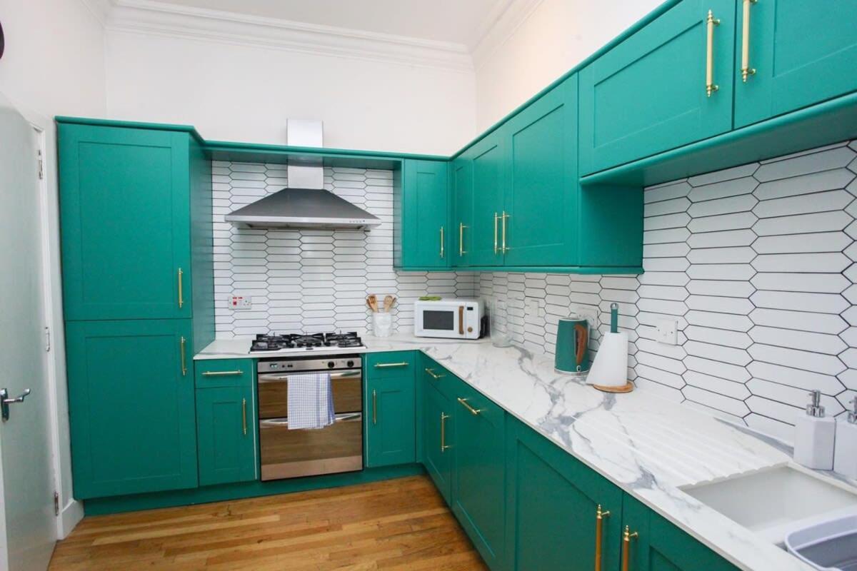 Lovely Spacious 2 Bed Flat Apartment Glasgow