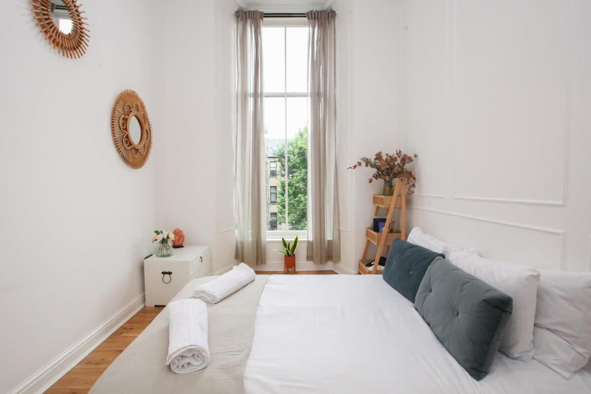 Lovely Spacious 2 Bed Flat Glasgow