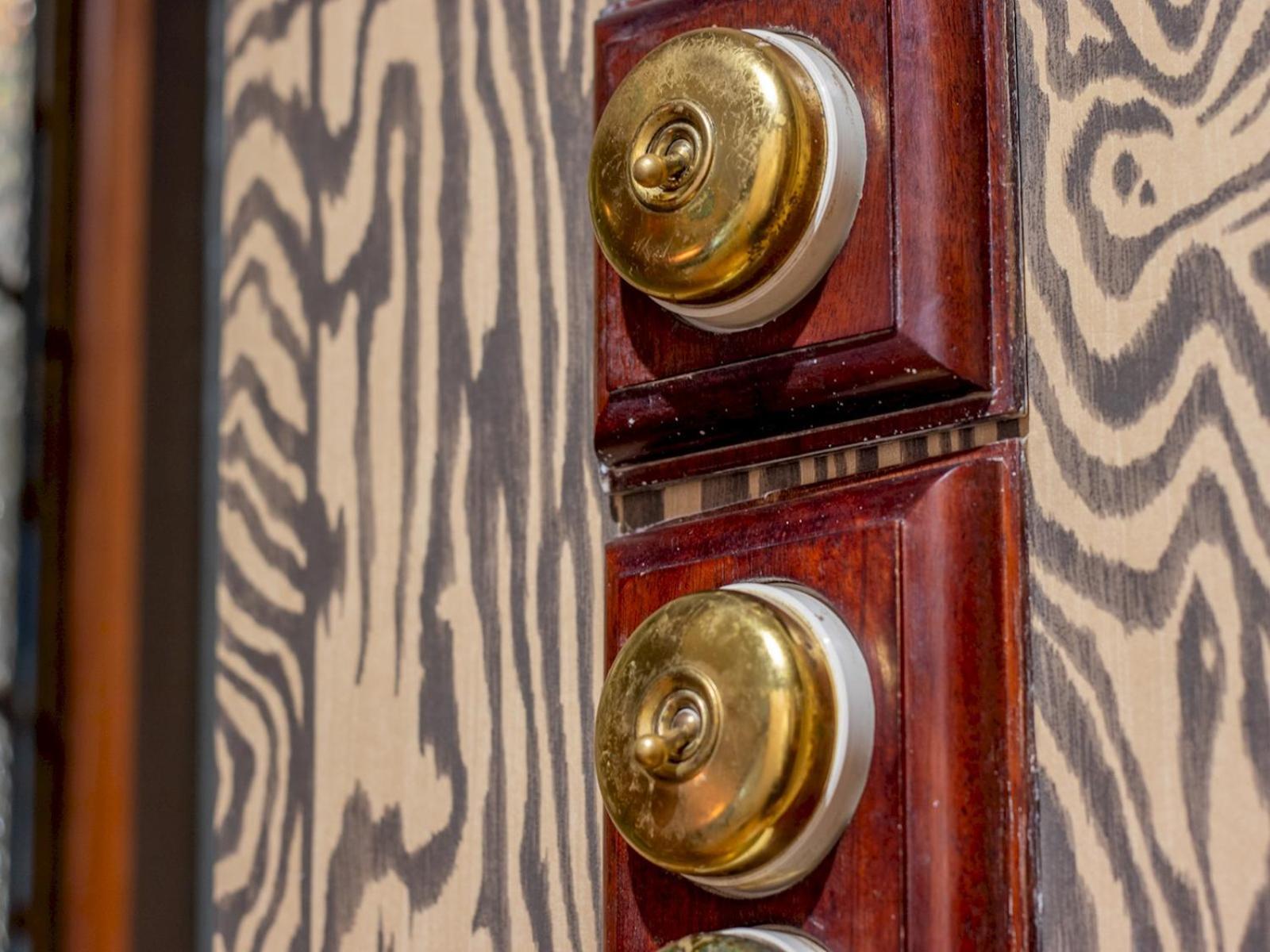 Pass The Keys Magical Mews Hideaway: Quirky Experience Holiday home *