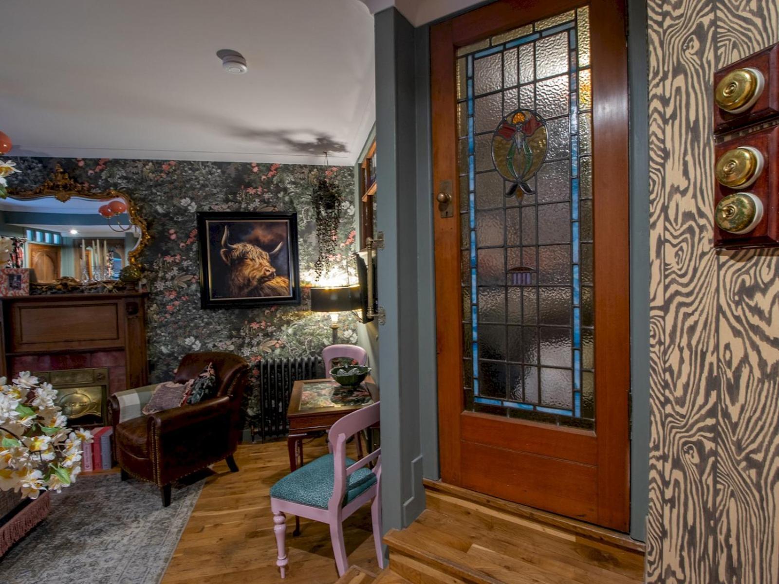 Pass The Keys Magical Mews Hideaway: Quirky Experience *