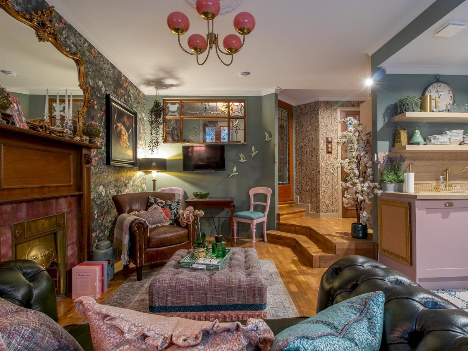 Pass The Keys Magical Mews Hideaway: Quirky Experience
