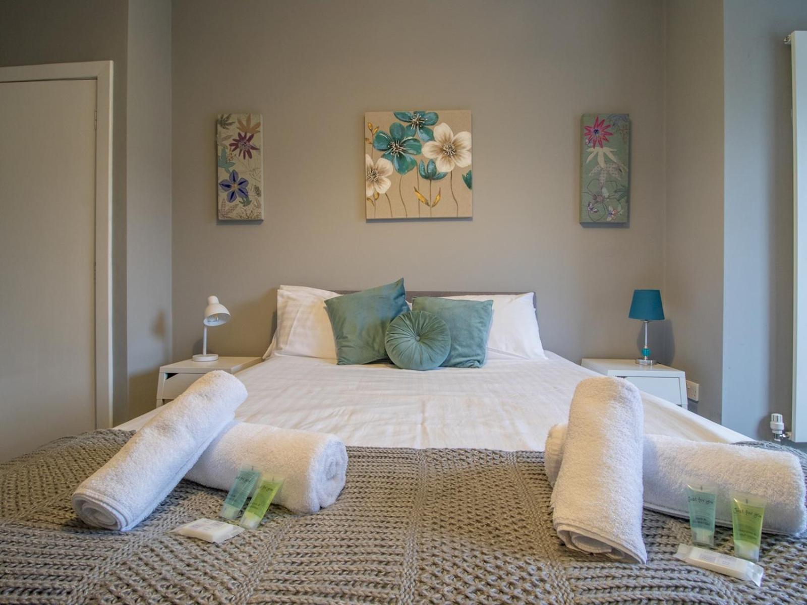Pass The Keys Wonderful West End Apartment *
