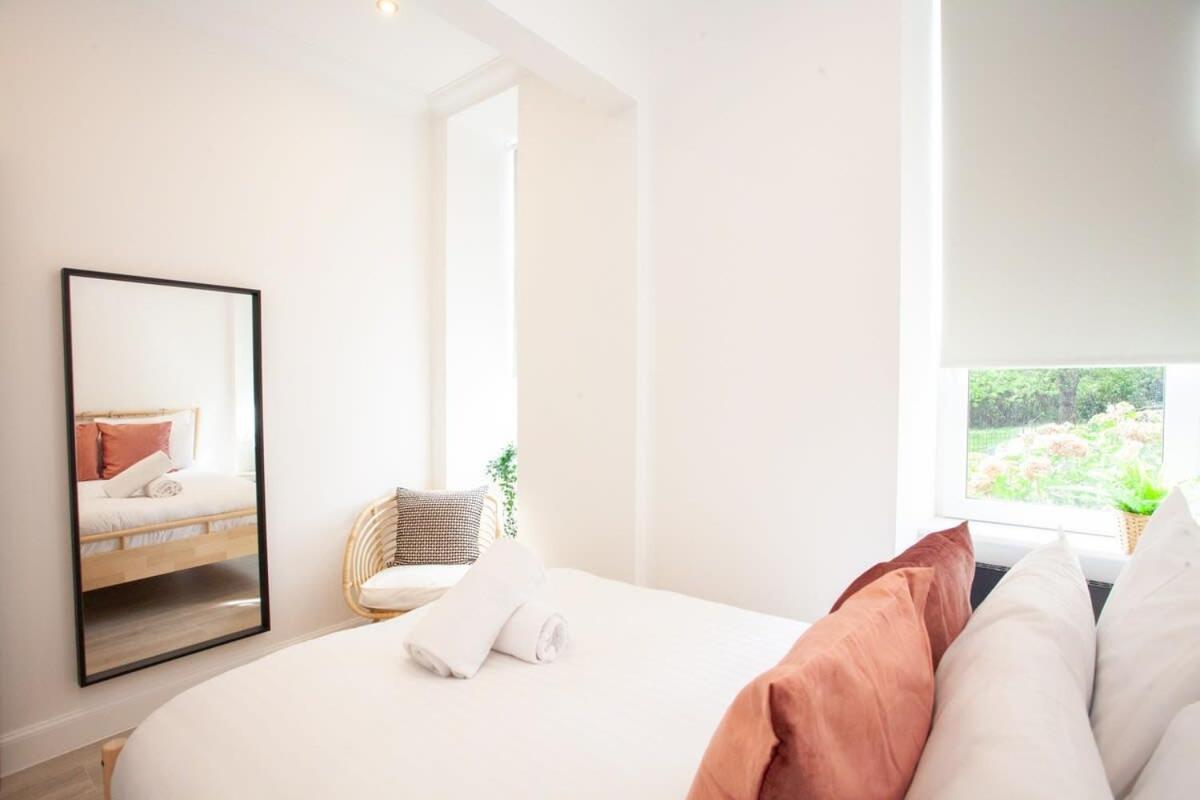 Stunning Flat In West End Location Glasgow