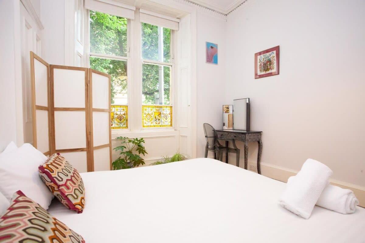 Lovely Flat In Ideal Location * Glasgow