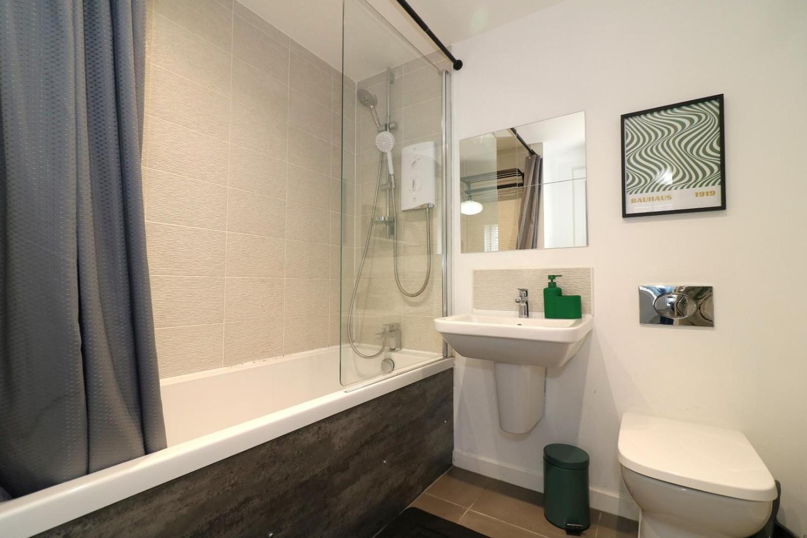 Signature - Norfolk House Apartment Glasgow