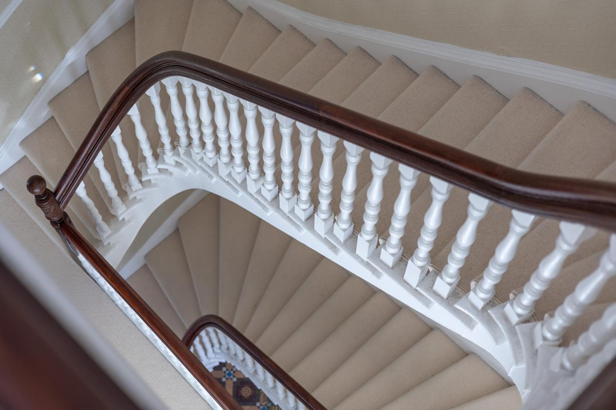 Extravagant 6 Bed Victorian Townhouse With Hot Tub Villa Glasgow