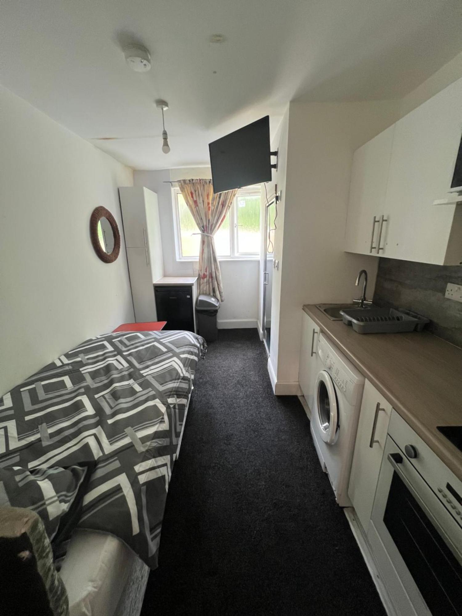 Aparthotel North-west Glasgow
