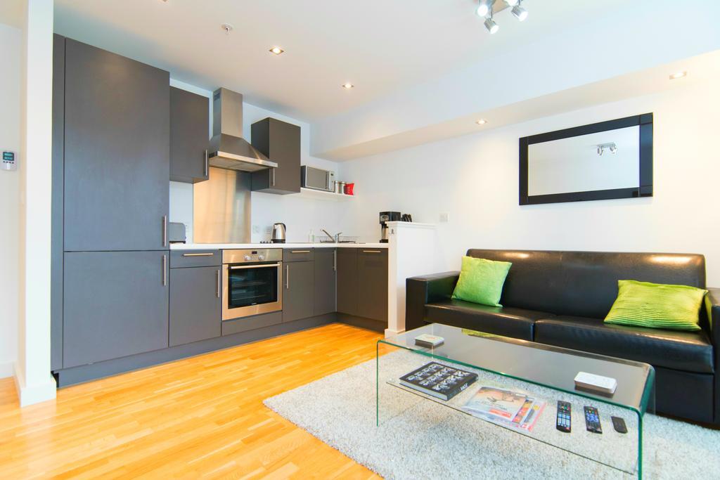 Apartment Mitchell Street