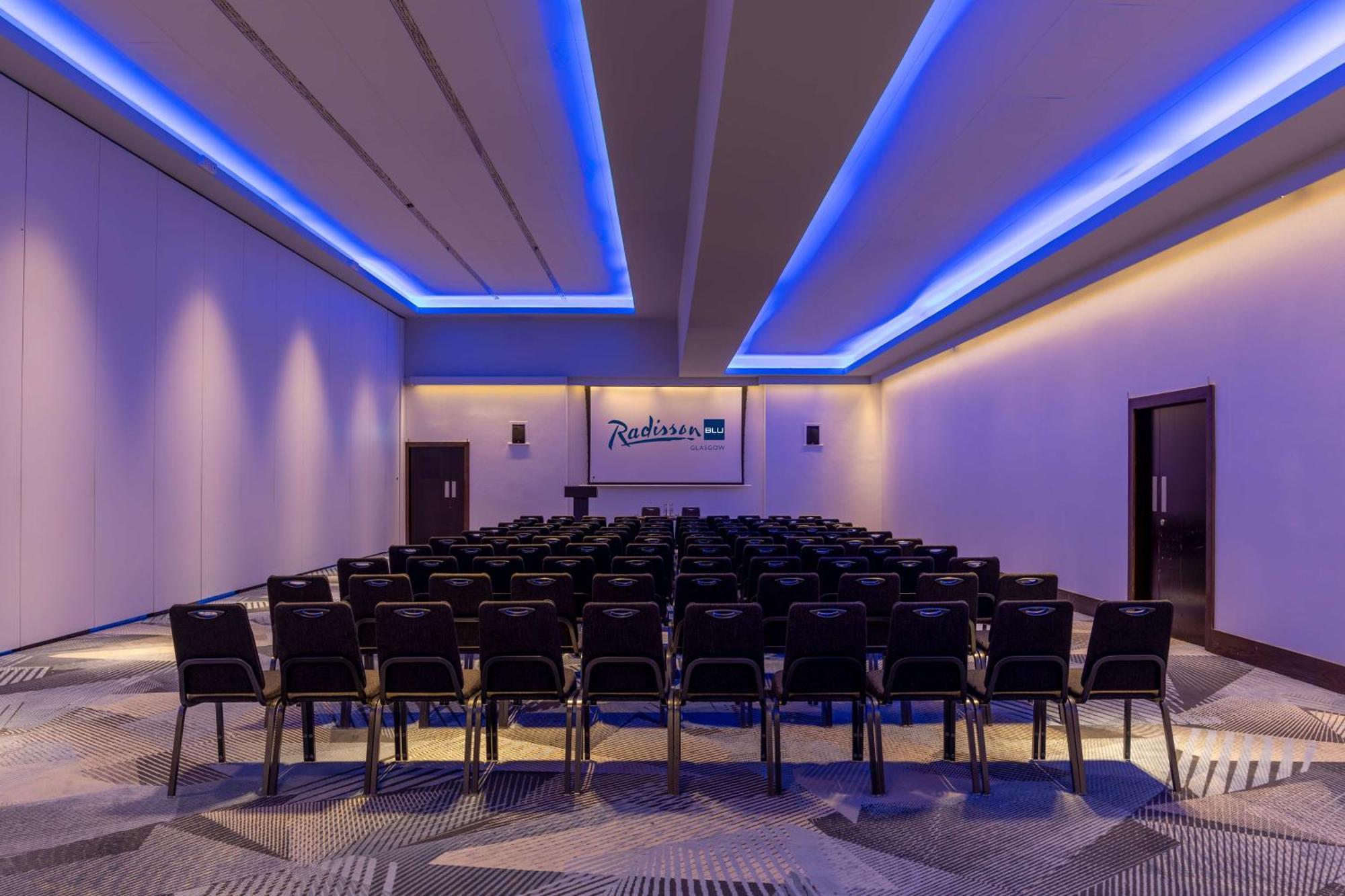 Radisson Blu Hotel, 4*