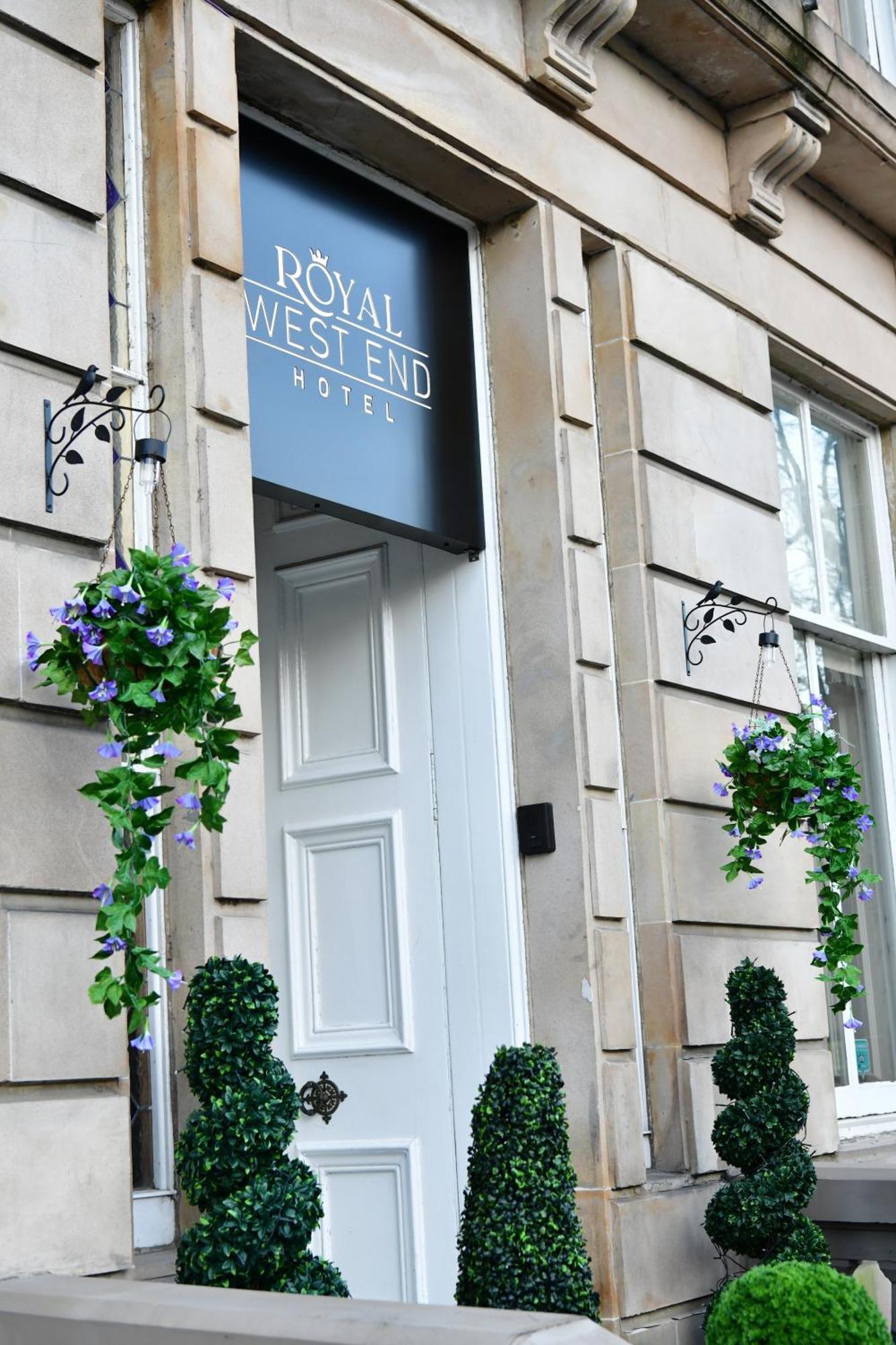Royal West End 3*