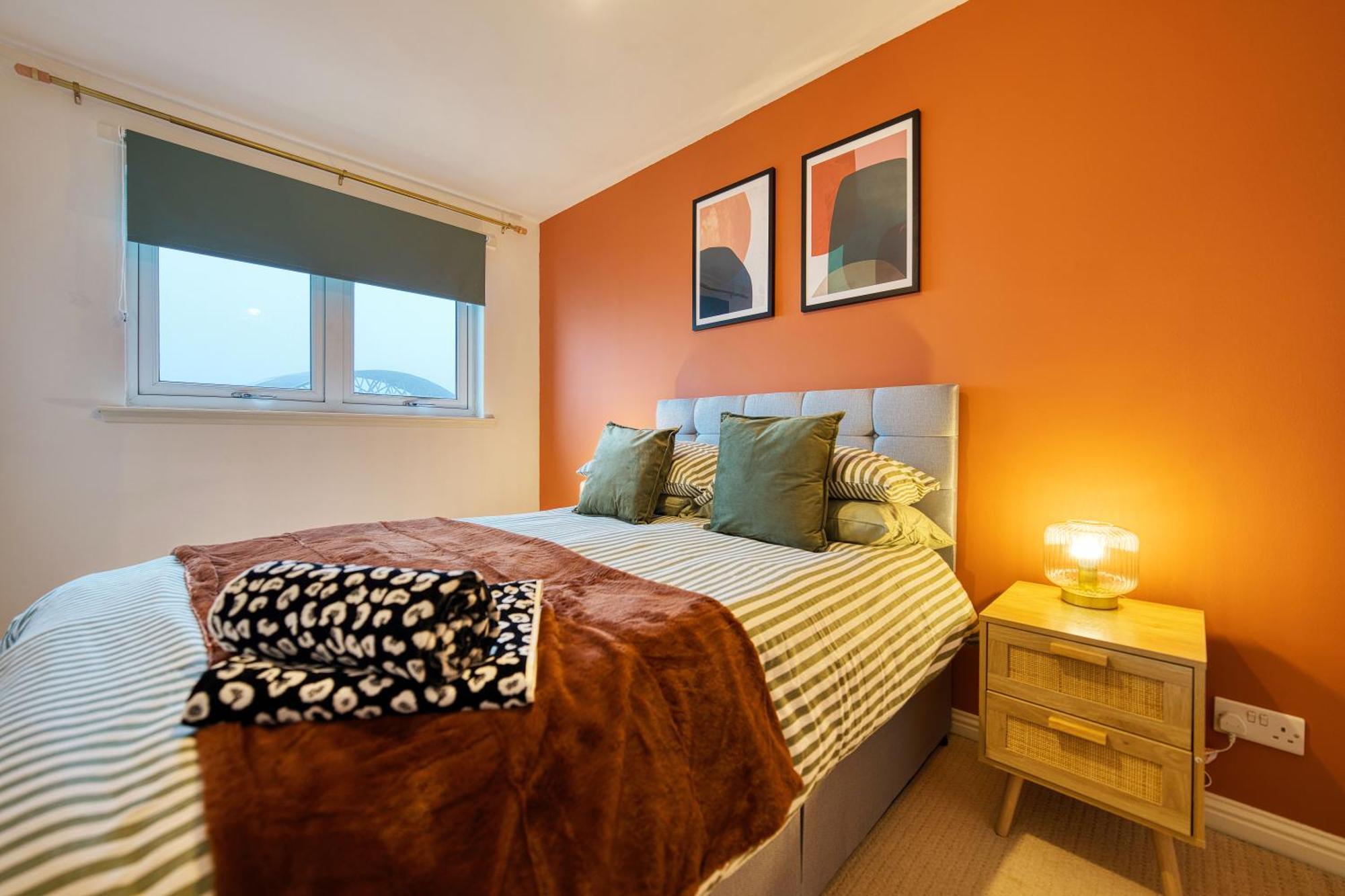 Apartment Bright 2 Bedroom *