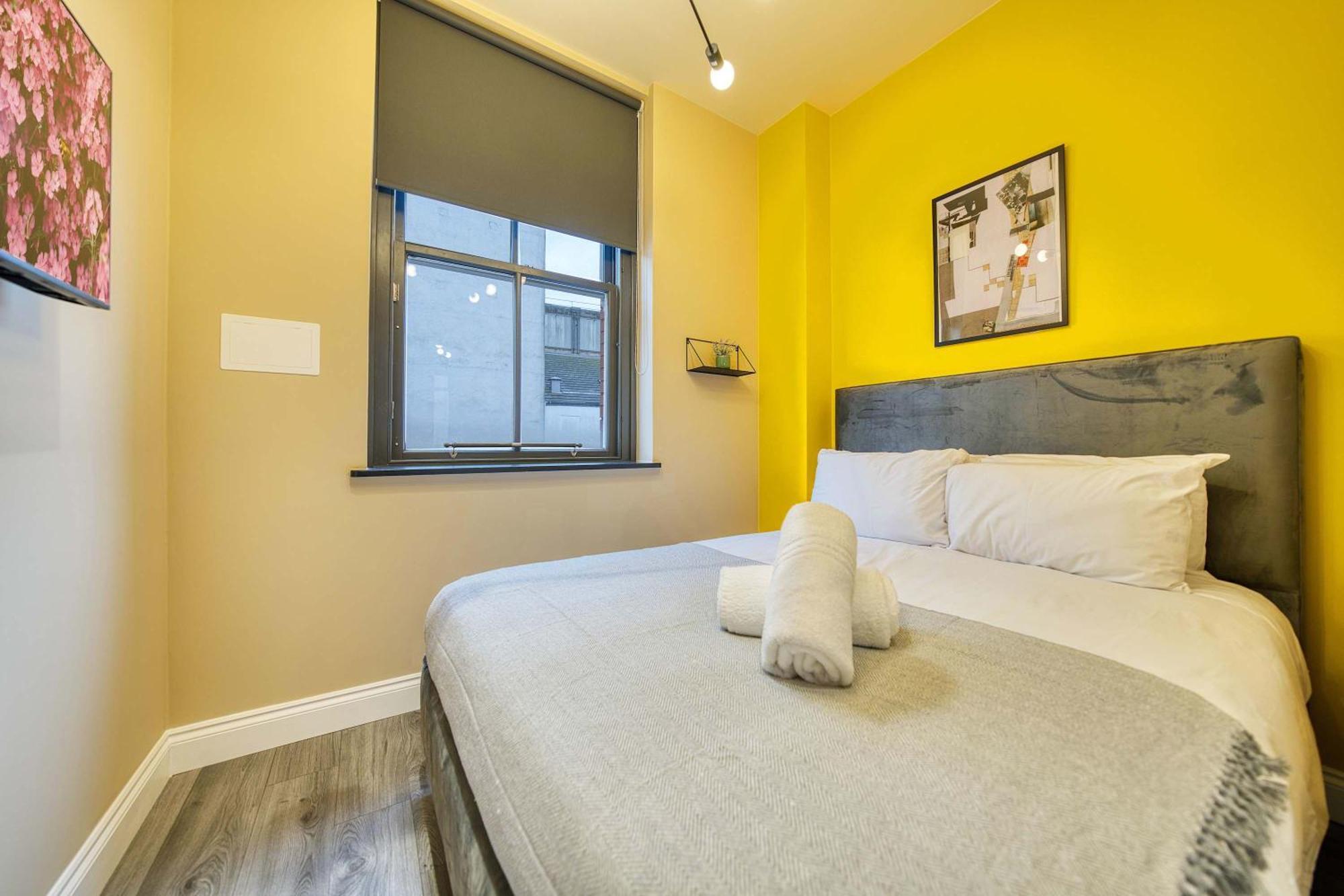 Lovely Station 1 Bed B10 * Glasgow