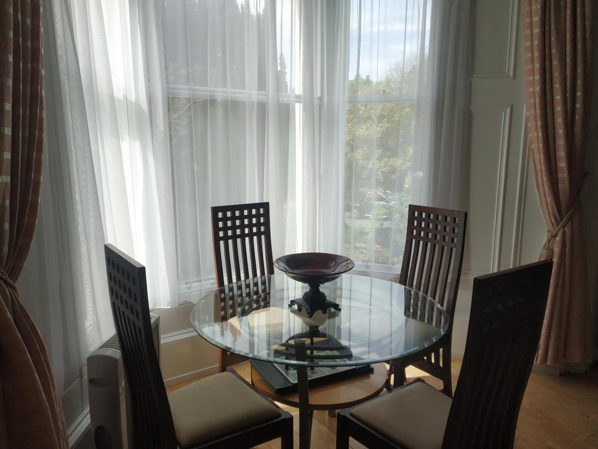 Apartment Busby
