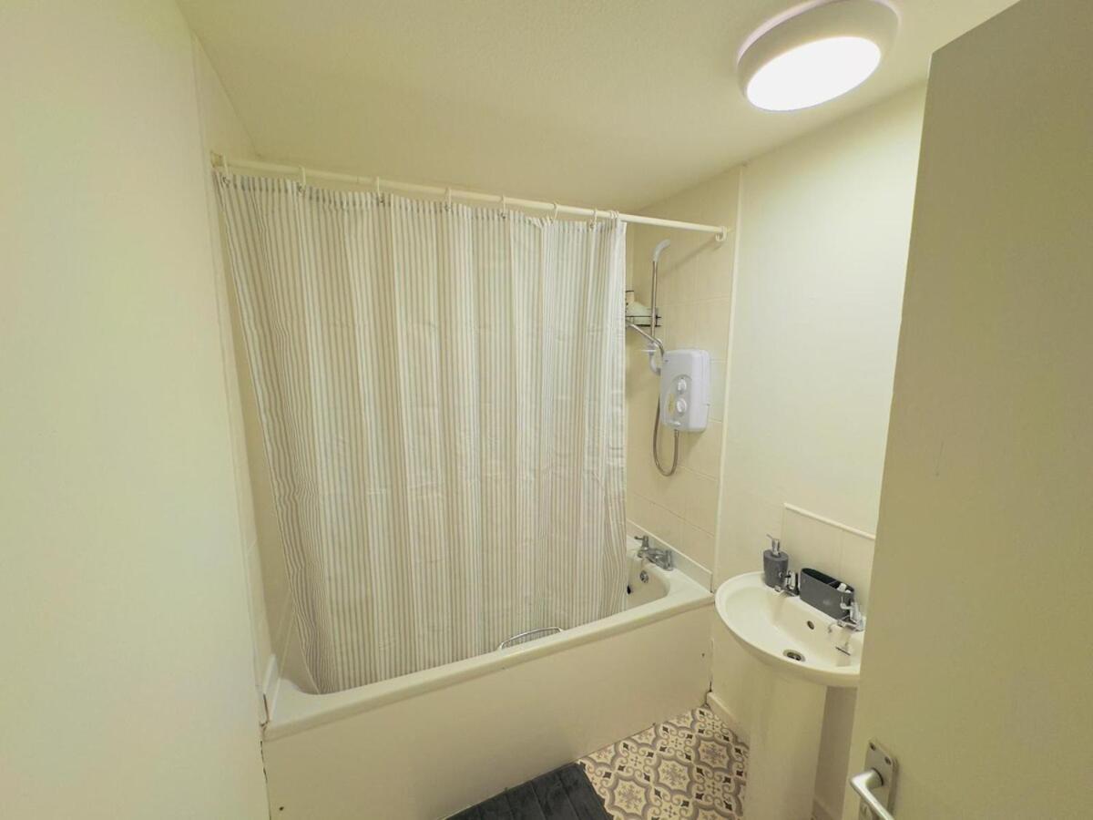 Cosy Flat In * Glasgow