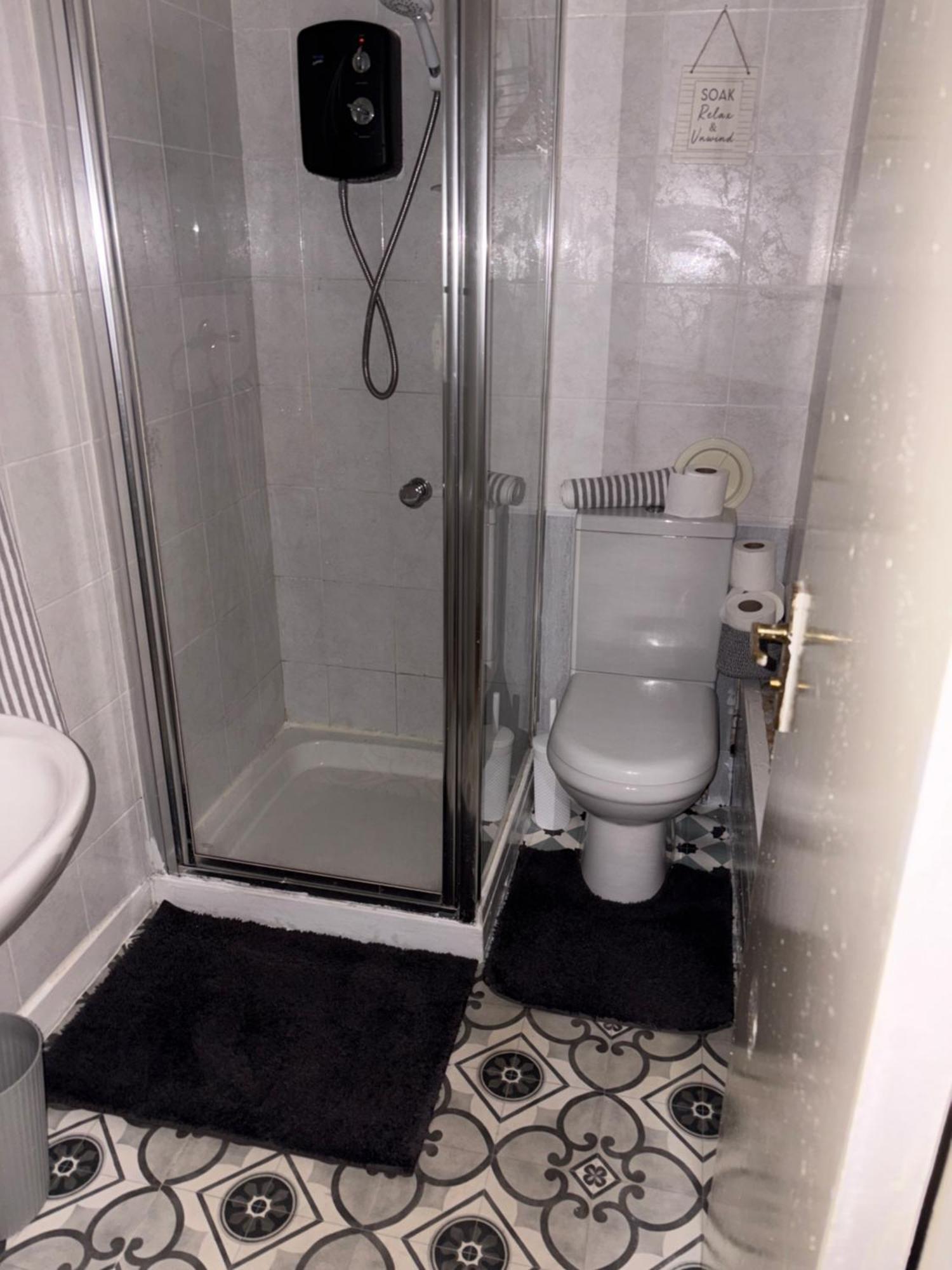 Traditional Tenement Excellent Location *