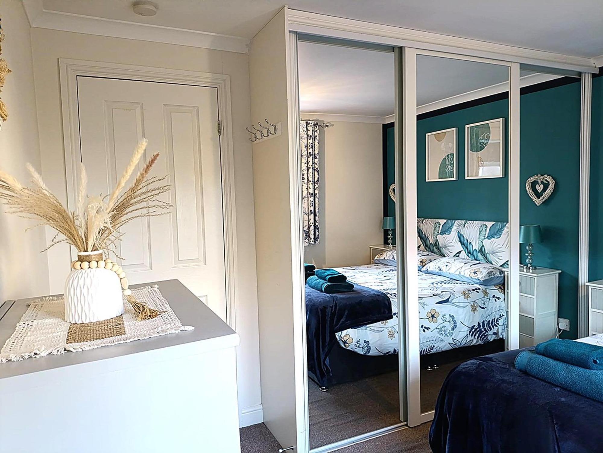 Homestay Double In Riverside - C