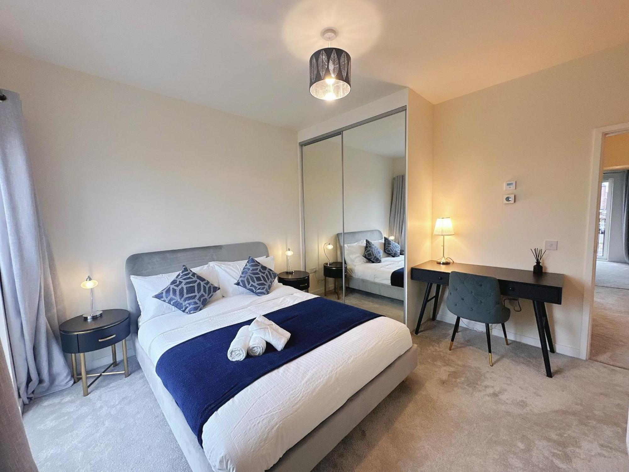 Wee Townhouse, 3 Beds With Free Parking, Wifi & Ethernet Connection Glasgow