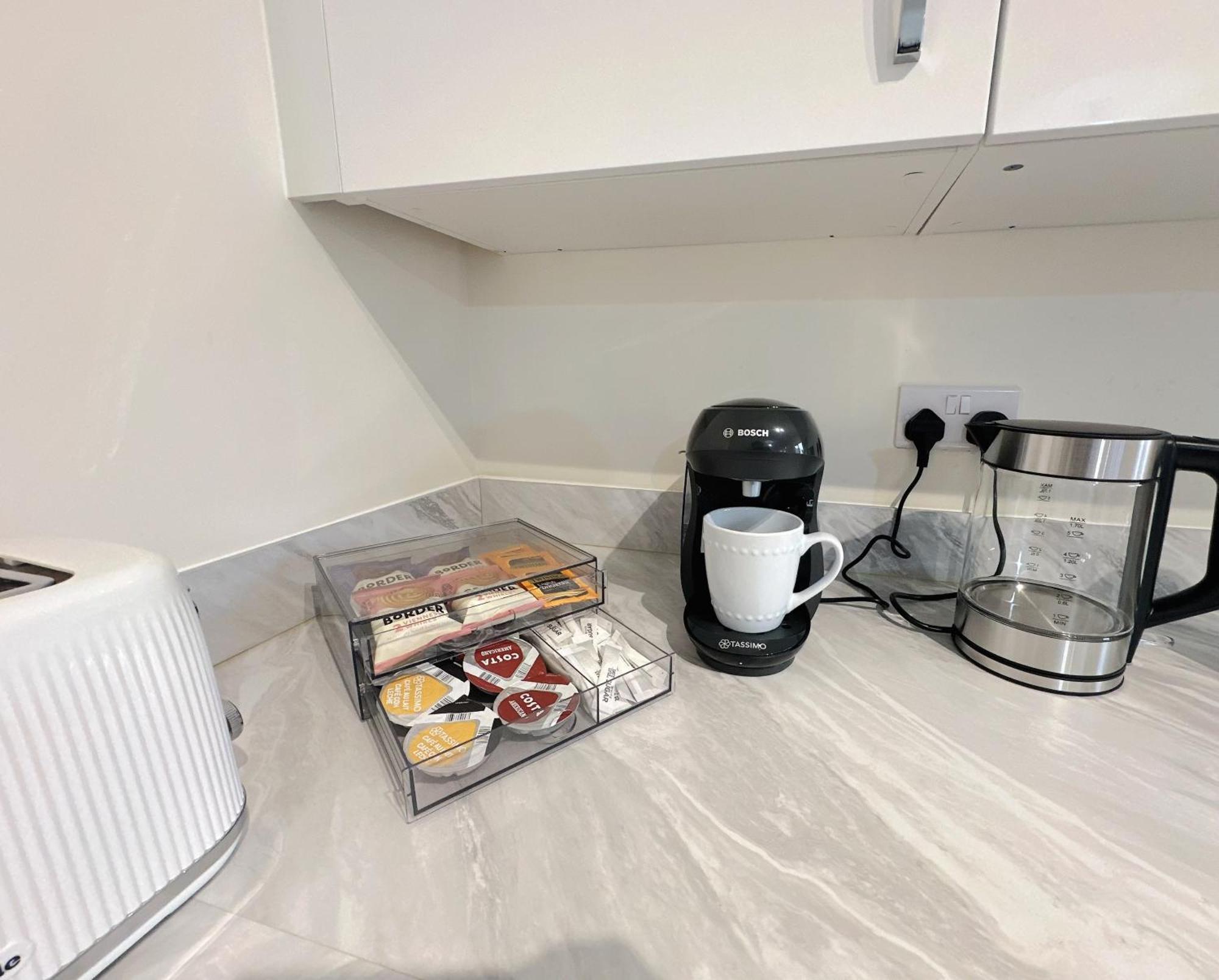 Holiday home Wee Townhouse, 3 Beds With Free Parking, Wifi & Ethernet Connection Glasgow