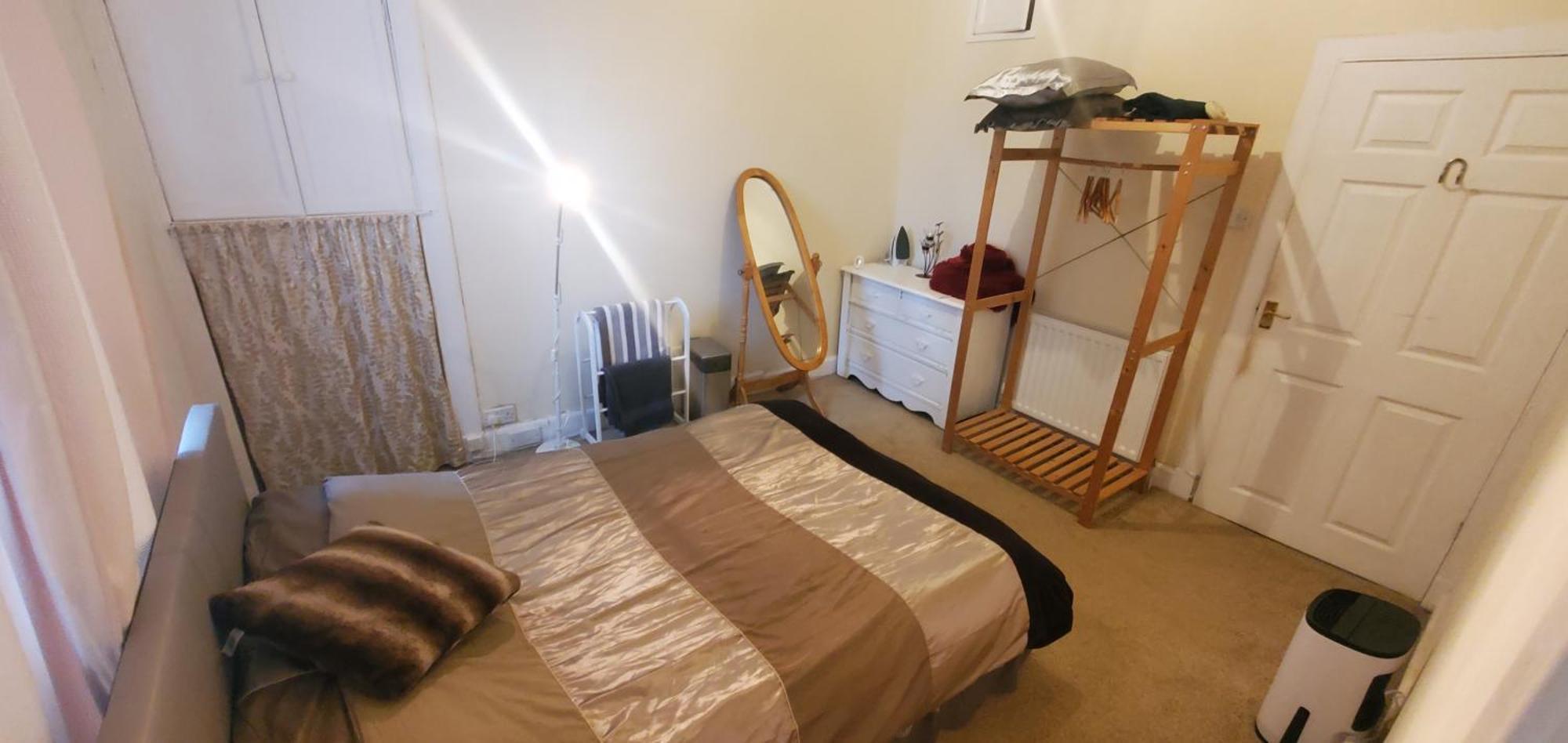 Flat In Close To Local Amenities Apartment *