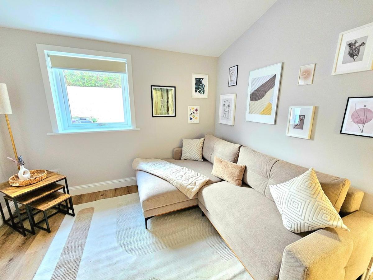 Warm & Cosy In Holiday home Glasgow