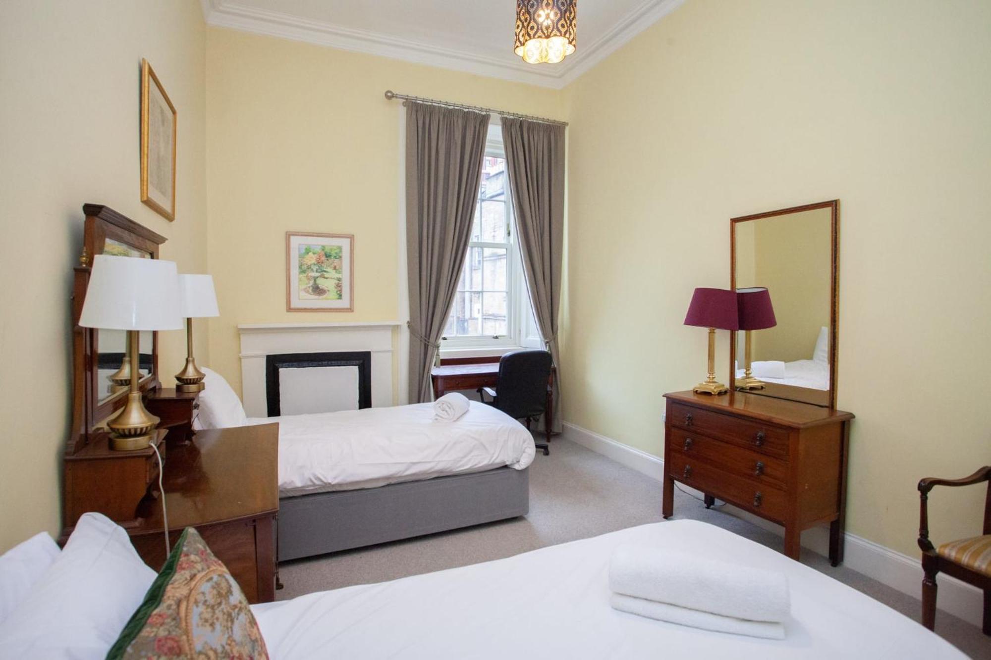 Spacious 4-bedroom Retreat In
