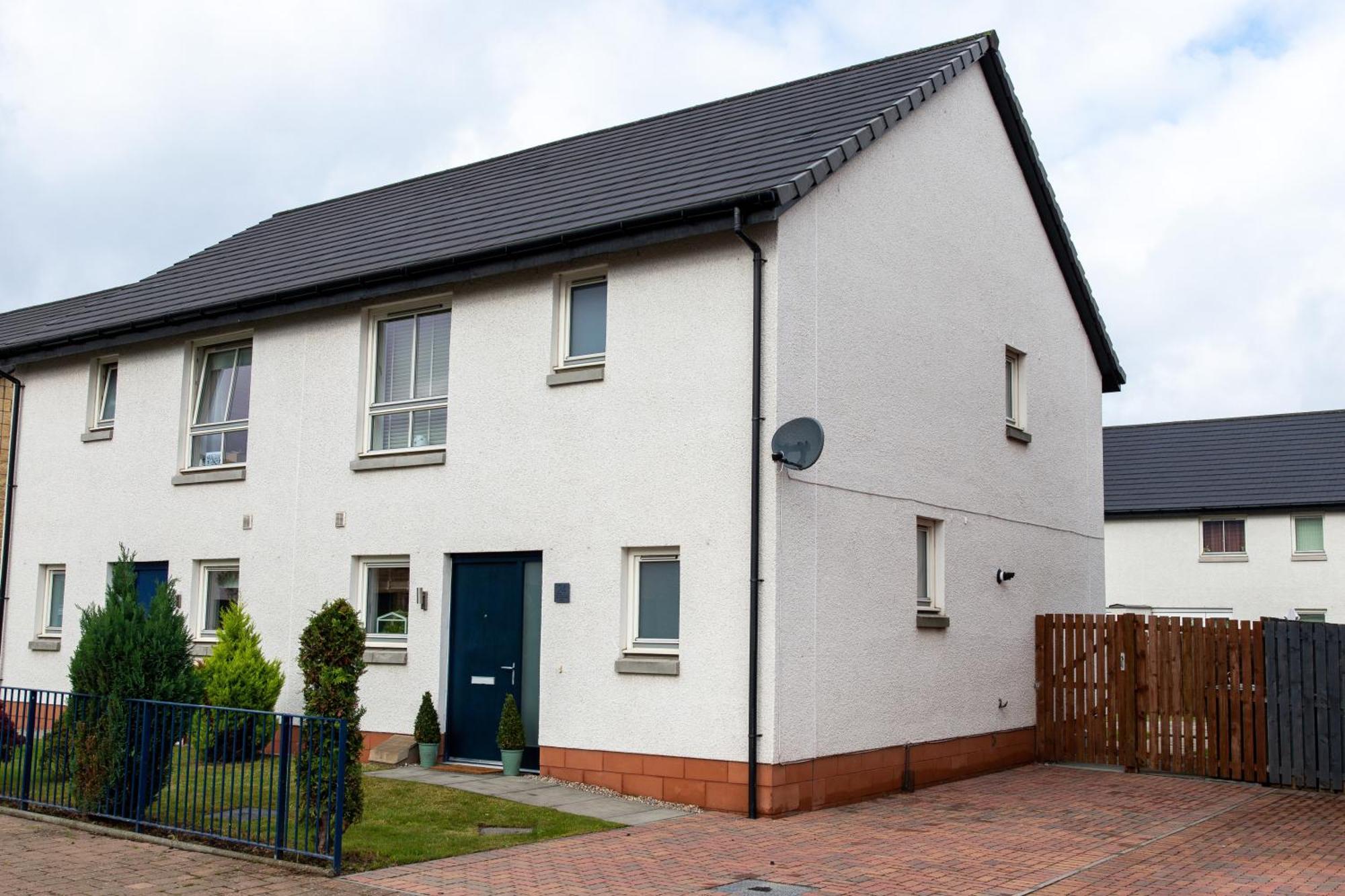 3br-sleeps6-parking-garden-citycentre *