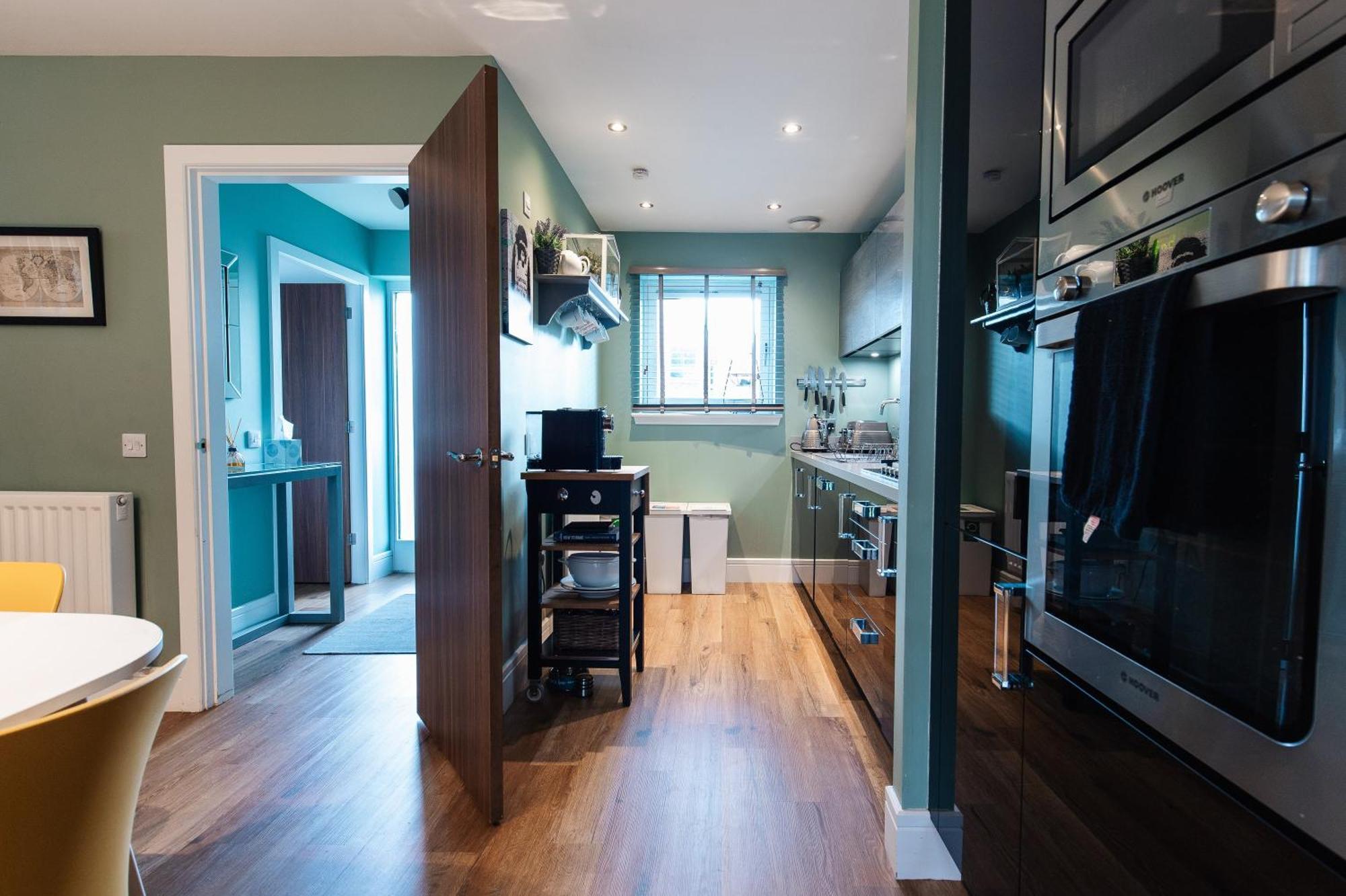 3br-sleeps6-parking-garden-citycentre *