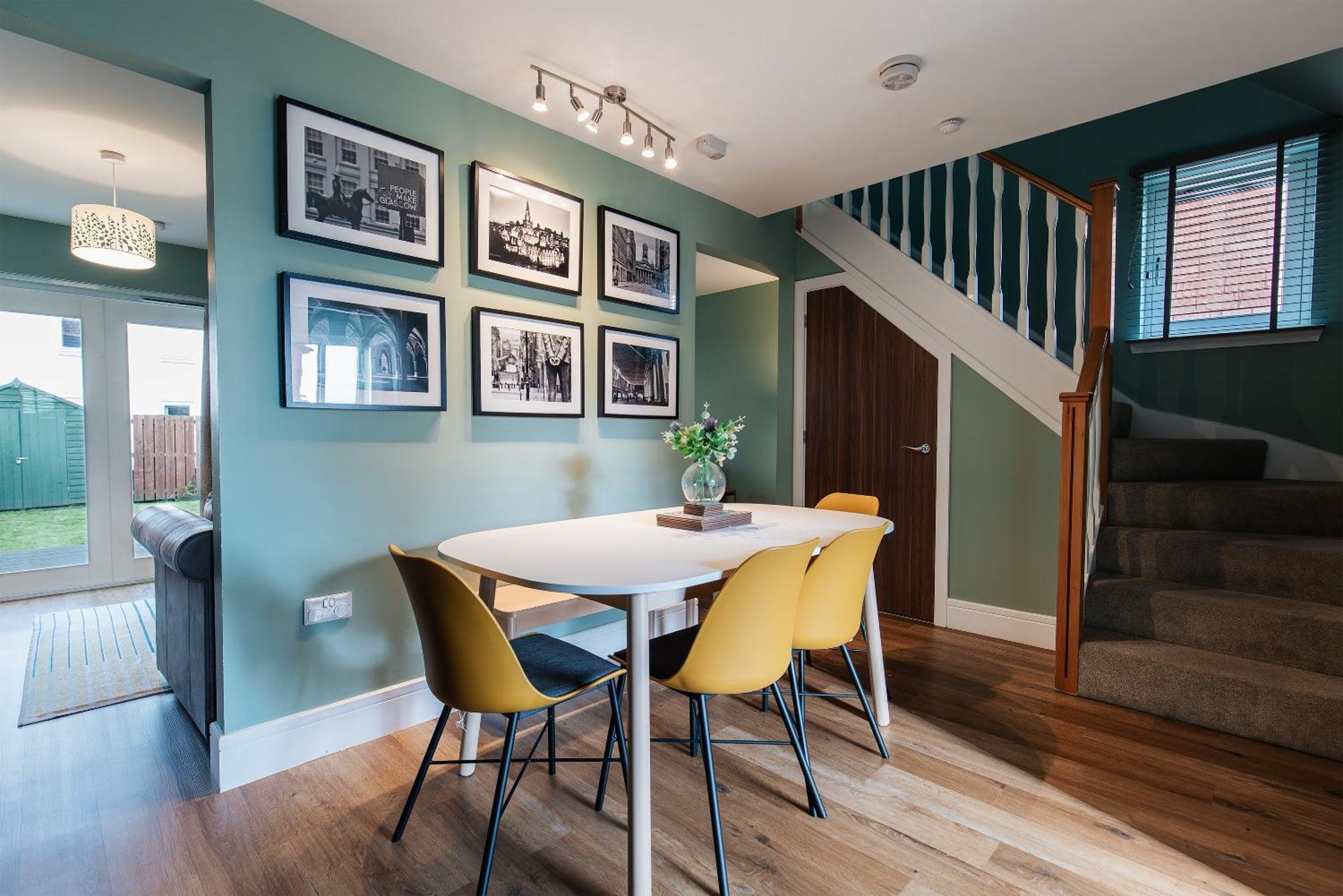 3br-sleeps6-parking-garden-citycentre * Glasgow