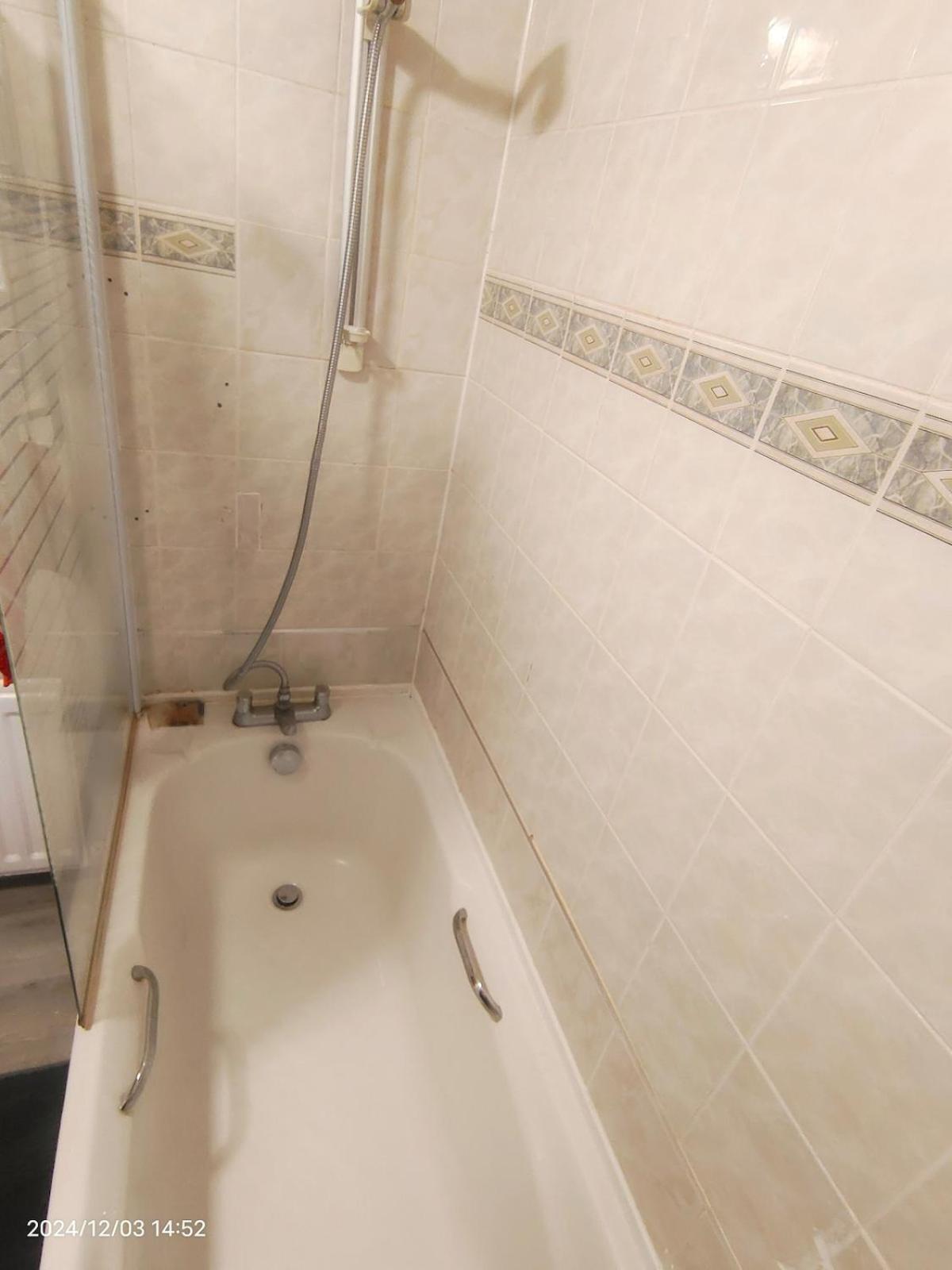 Free Parking 2-bedroom House In Apartment