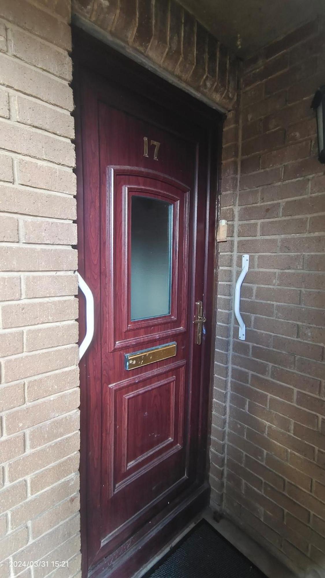 Apartment Free Parking 2-bedroom House In *