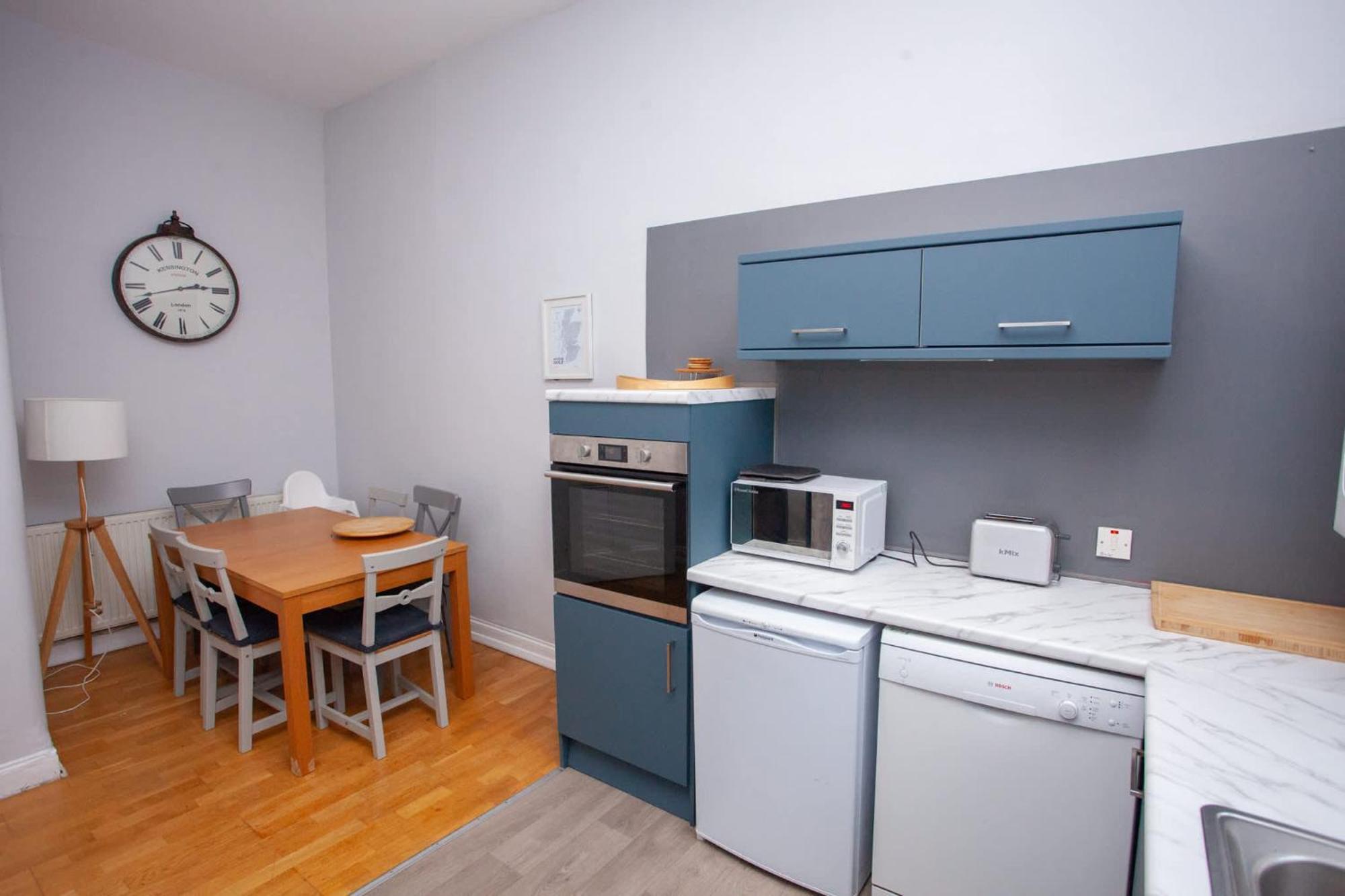 Newly Renovated Flat In Trendy Finnieston Apartment