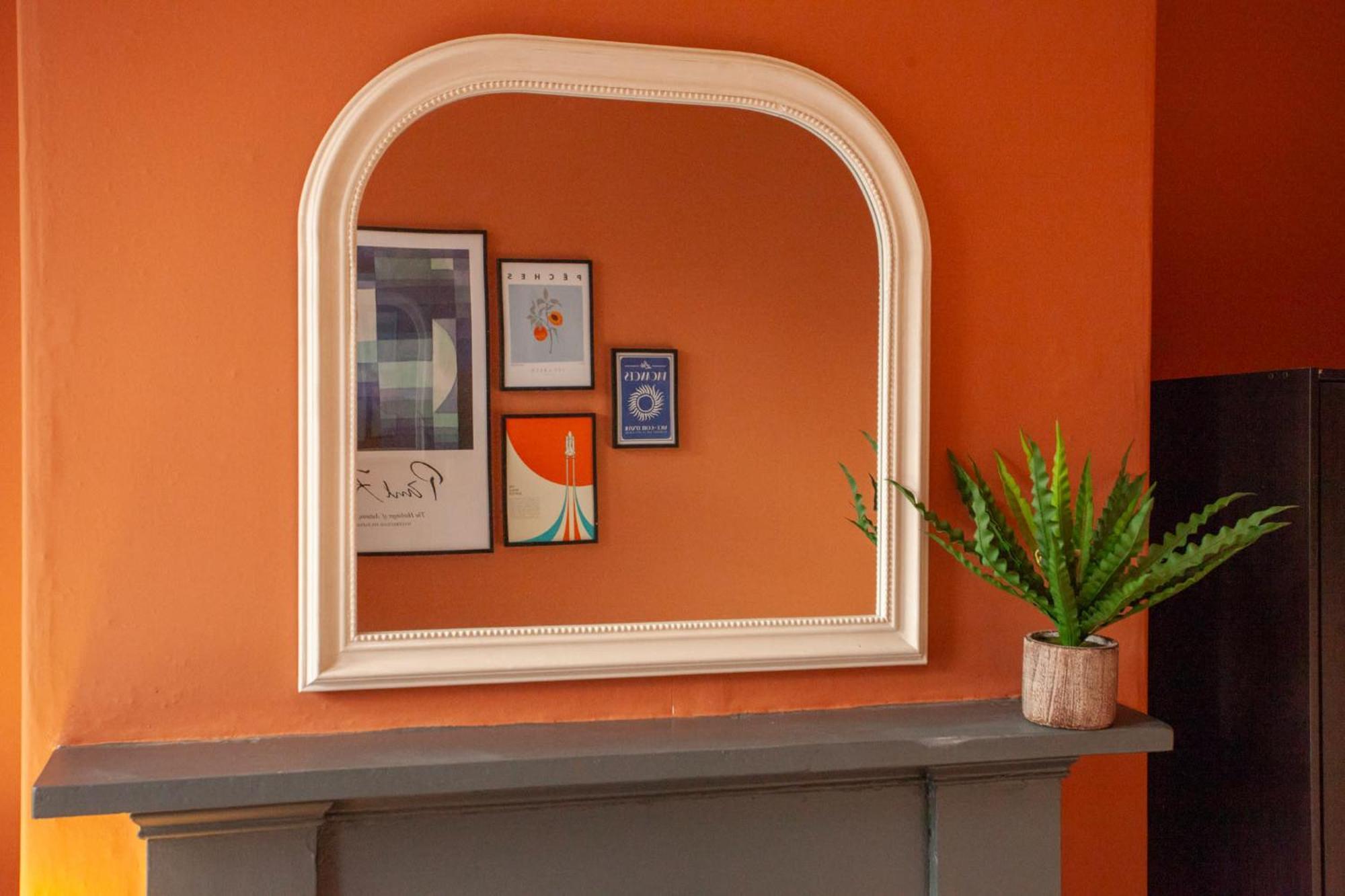 Newly Renovated Flat In Trendy Finnieston Apartment *