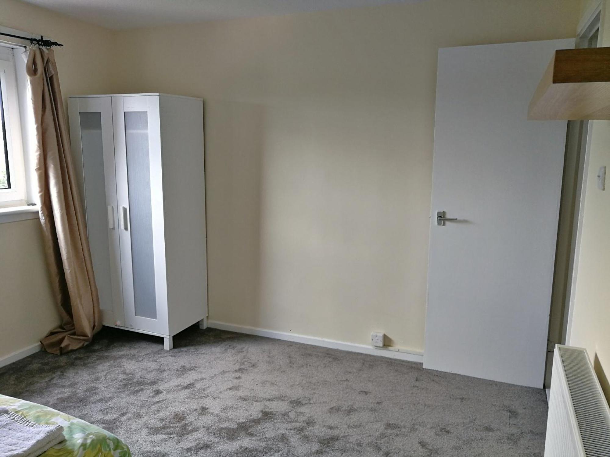 Private Near Centre