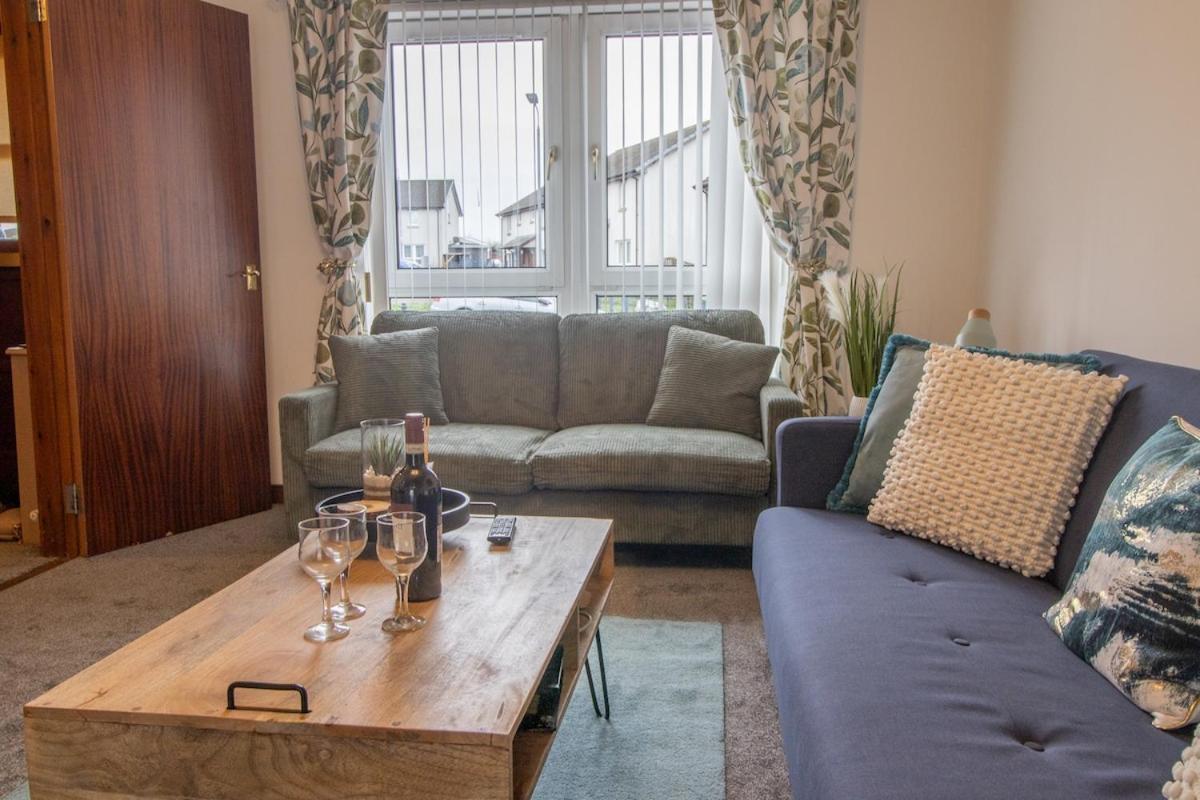 Glasgow, Spacious, 2 Bed With Parking Glasgow