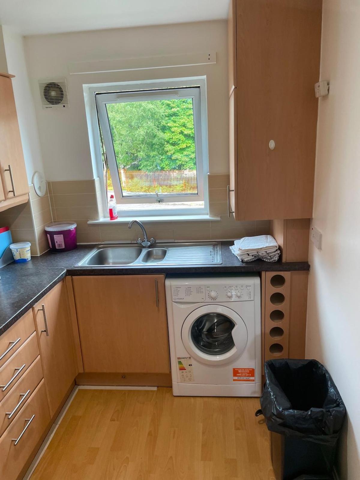 3 Beds,2 Bedroom Cosy Near Centre Apartment