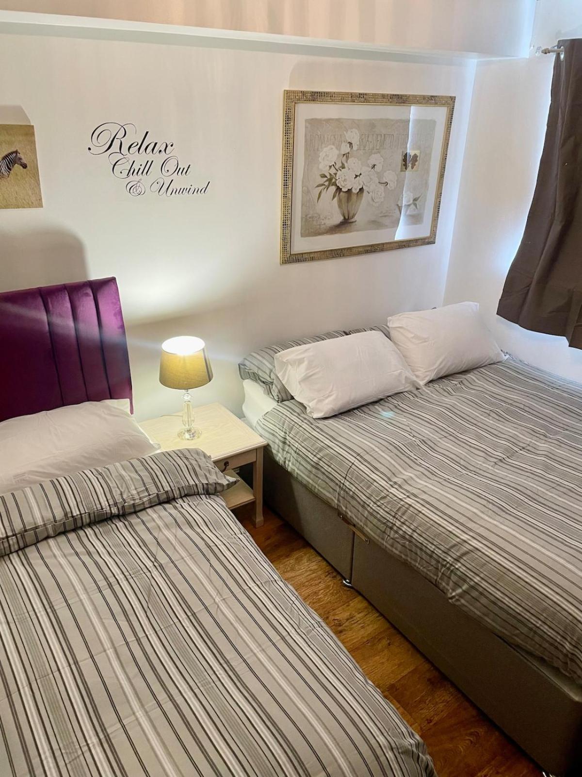 Apartment 3 Beds,2 Bedroom Cosy Near Centre *